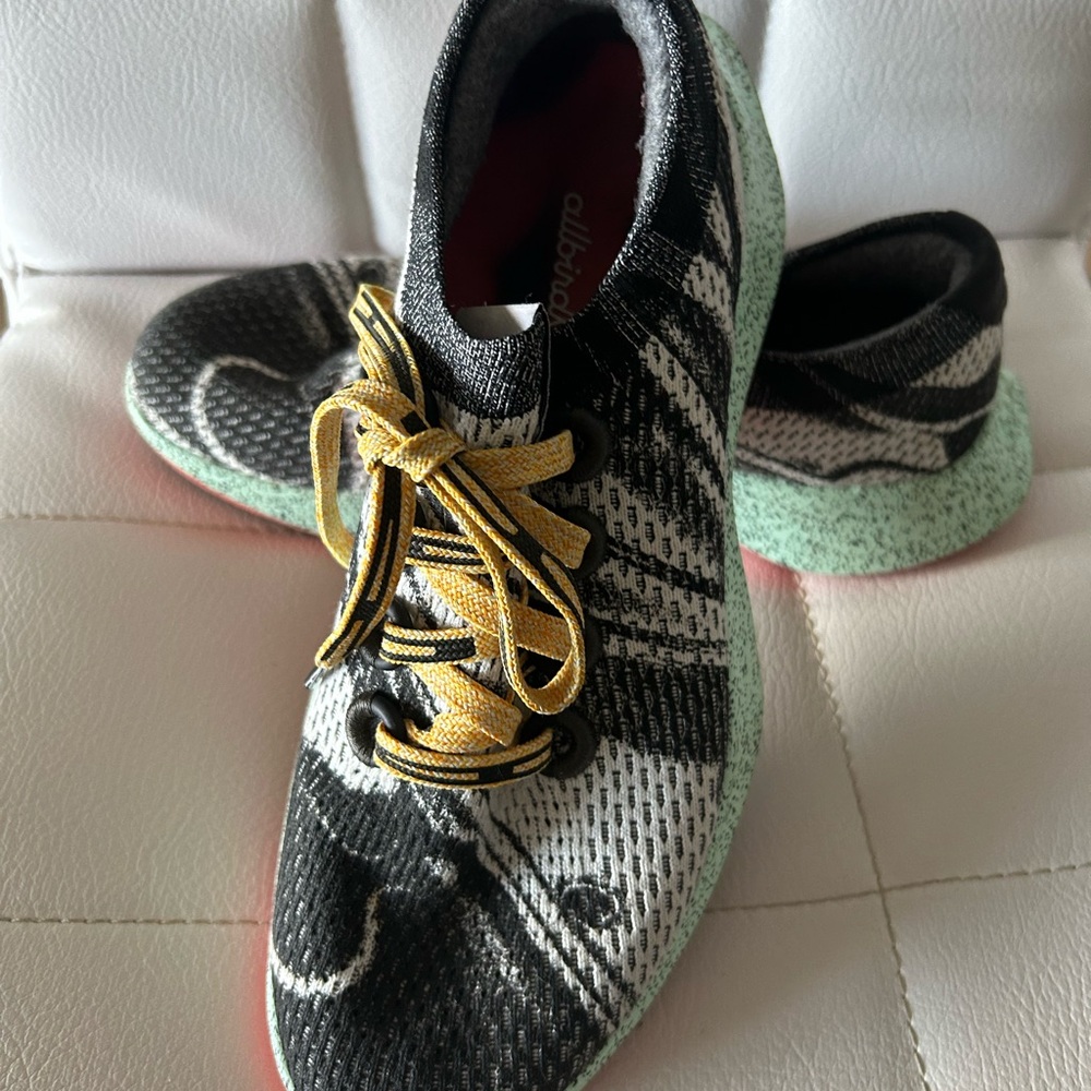 Allbirds TD/W9 Women's multicolor Knit sneakers Shoes size 9 RARE